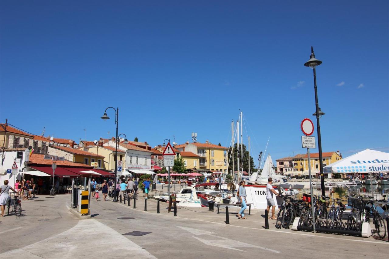 Appartamento Gogo 2+2 Novigrad Istria Esterno foto