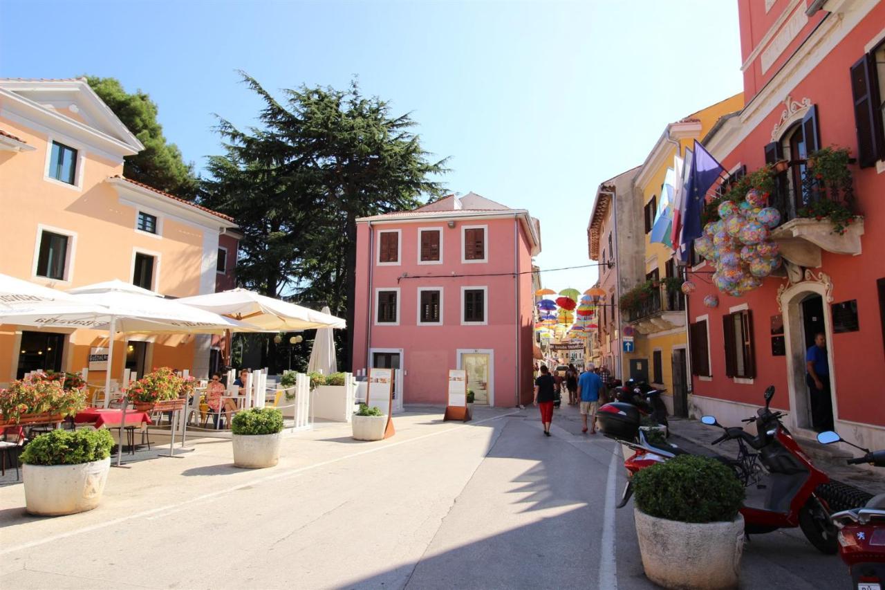 Appartamento Gogo 2+2 Novigrad Istria Esterno foto