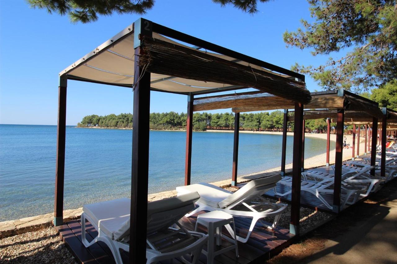 Appartamento Gogo 2+2 Novigrad Istria Esterno foto